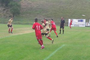 Prima ediţie din “Transformă uliţa în stadion” a fost câştigată de elevii din Pui