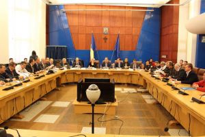 Pensiile speciale pentru primari, viceprimari, preşedinţi de CJ şi vicepreşedinţi, adoptate de Senat