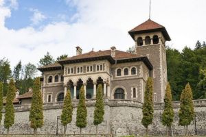 La Castelul Cantacuzino din Buşteni va avea loc expoziţia 