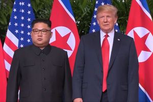 Moment istoric. Donald Trump si Kim Jong Un, fata in fata
