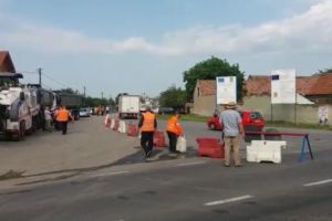 FOTO/ VIDEO: Trafic restricţionat şi deviat în Lancrăm, pentru lucrări edilitare