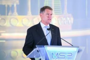 Iohannis despre Dragnea: Un politician, care mai este şi infractor, amenninţă magistraţi după un miting mediocru?
