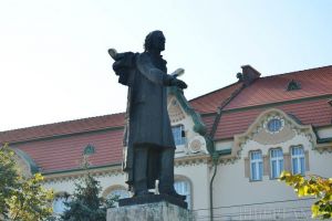 Spectacol la statuia lui Mihai Eminescu: 