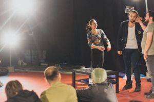 Spectacolul „HostelLand”, invitat la Teatru 74!