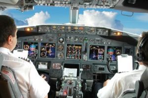 La un pas de o MARE TRAGEDIE! PILOTUL unui AVION a pus în PERICOL 300 de oameni. PRINS în ULTIMA CLIPĂ!