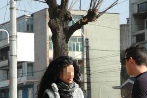 FOTO. Țepe în centrul Sătmarului! Au semnat, au luat banii şi au dispărut