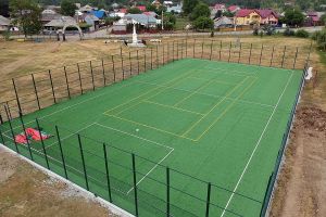 Teren cu gazon artificial în Balcani