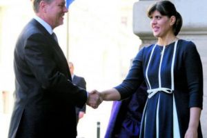 Ludovic al XIV-lea: Statul sunt eu! Klaus Iohannis: Eu sunt Statul!