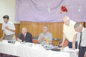 Lansare de carte la Lipovăţ: ”Dor de îngeri”