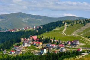 A început urmărirea penală în cazul „împroprietăririi” cu pământul de sub Rânca