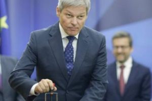 USR pregăteşte NEGOCIERI cu Ro+ pentru liste comune la europarlamentare! 