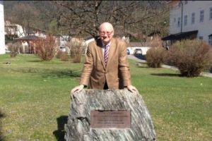 Un VICE al Parlamentului European e DERANJAT de prezenţa lui KOVESI la ambasada UK