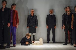 „Floriile unui geambaş”, printre spectacolele de închidere a stagiunii