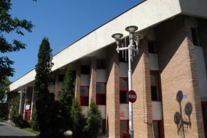 USR: Bazele sportive din Arad, închiriate pentru sportivii amatori sau pentru târguri şi expoziţii, fiind deseori indisponibile pentru sportivii de performanţă