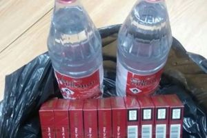 Barbati prinsi in timp ce transportau alcool si tutun de contrabanda, la Deta