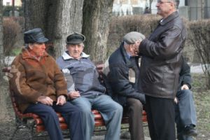 Cifre dureroase: la 140.000 de angajaţi, Argeşul are 170.000 de pensionari