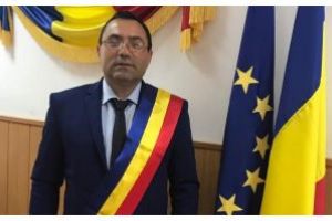 Proiectele primarului din Bujoreni, Gheorghe Gîngu, depăşesc suma de 5,6 milioane de lei