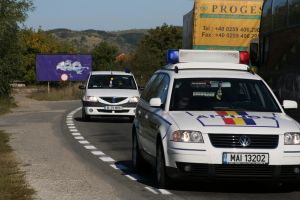 Urmărire ca-n filme prin Oradea: Un poliţist aflat în timpul liber a prins un şofer care a fugit de agenţii rutieri