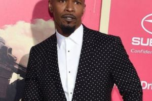 Lovitură de imagine pentru actorul Jemie Foxx. Acuzaţiile unei prietene de petrecere
