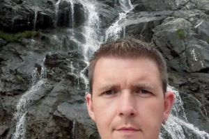 Pedofilul clujean care ”acţiona” în zona şcolilor a fost trimis în judecată!!! Cum acţiona pedofilul care prefera doar fetiţe ...