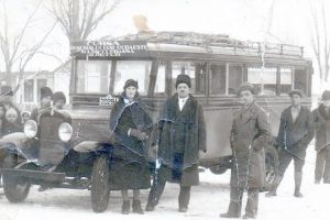 Răsfoind presa de altădată (61): Apartamente pentru clasa muncitoare