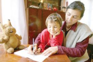 Aberaţii “made in Romania”: Educaţi-i pe părinţi!