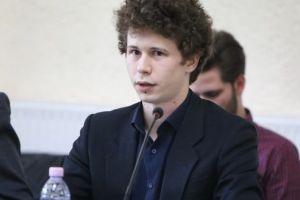 Consilier POL, fals în declaraţia de avere?!