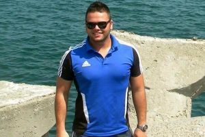 A sărit în piscină de bucurie pentru Simona Halep – Tânărul a murit apoi la spital