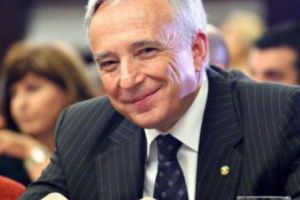 Declaraţie ȘOCANTĂ a lui Isărescu în RĂZBOIUL dintre BĂNCI şi clienţii PĂGUBIȚI