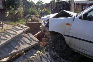 Ziua de 13 iunie i-a purtat ghinion unui tânăr din Praid. S-a ales cu dosar penal şi răni pe corp