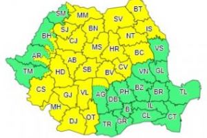 Un nou avertisment de furtuni în Cluj şi aproape jumătate din ţară! Vezi cât va mai ploua