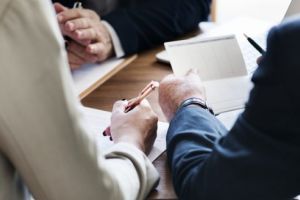 S-a adoptat legea privind plata trimestrială a dividendelor