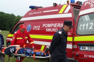 FOTO/VIDEO. Incendiu puternic şi explozii în Satu Mare. Două persoane rănite (exerciţiu)
