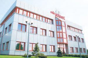 Aluplast începe în Bacău o nouă producţie de uşi şi ferestre din PVC