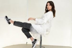 Ioana Voicu păstrează cu sfinţenie vioara bunicului ei, Ion Voicu: „Când mergea bine lecţia, primeam de la bunicul un ou de ciocolată”