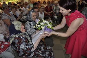 A sărbătorit vârsta de 98 de ani la Clubul ”60+”