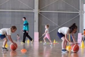 Primăria Sfântu Gheorghe extinde programul „Iniţiere în sport”, destinat preşcolarilor şi şcolarilor mici