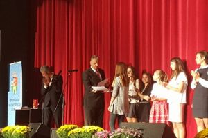 Cei mai buni elevi din Săcele, răsplătiţi suplimentar