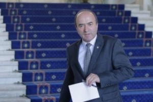 Tudorel Toader, atac la şefa DNA după achitarea lui Sebastian Ghiţă