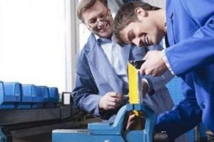 EDU.RO. Start în prima etapă de înscriere în învăţământul profesional de stat, anul şcolar 2018-2019