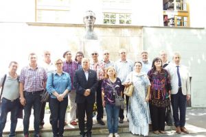 FOTOGALERIE. Omagiu lui Mihai Eminescu. 129 de ani de la moartea poetului nepereche