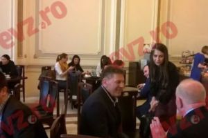 În sfârşit, parlamentarii muncesc până transpiră!