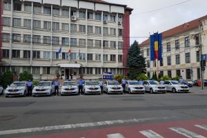 FOTO. Opt autospeciale noi pentru Poliţia Satu Mare