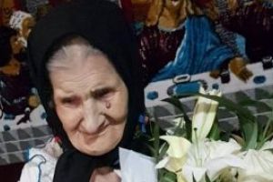 Doua femei din Borsa, omagiate la implinirea varstei de 100 de ani