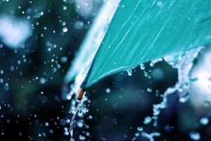 Cod portocaliu de vreme rea in Timis: averse torentiale, vant puternic si grindina