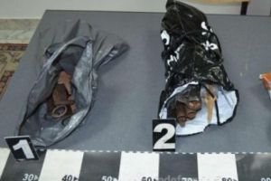 Un bărbat UITASE în autoturismul personal mai multe bucăţi de metal. Spunea că vrea să le ducă la fier vechi