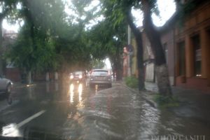 COD GALBEN de furtuni, descărcări electrice şi grindină în Bihor. Vezi localităţile afectate!