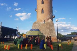 Cavalerii Paladini din Mediaş au întins tabară la Poalele Turnului Chindia FOTO