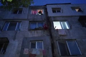 Operatiune da salvare a unei pisici la Tulcea (galerie foto)