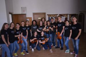 Concert de lansare al formaţiei Electric Strings, de la Colegiul de Artă „Ciprian Porumbescu”